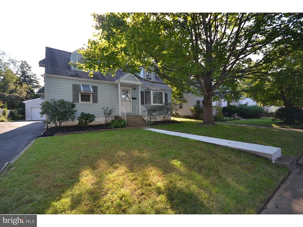 27 Shirley Rd photo 1