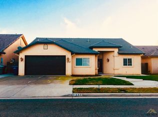2327 Azalea Ave, Tulare, CA 93274