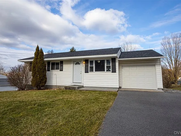 330 S Webber Dr, Chittenango, NY 13037