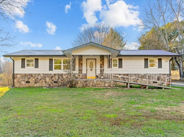 19 Bright Ln, Ringgold, GA 30736