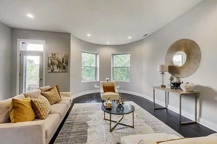 4516 S King Dr #3 — Photo 4