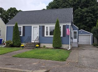 240 Clews St, Pawtucket, RI 02861