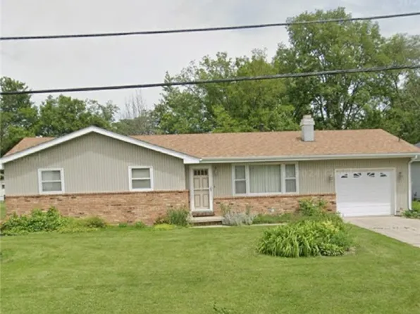 810 Kirk Dr, Mt Zion, IL 62549
