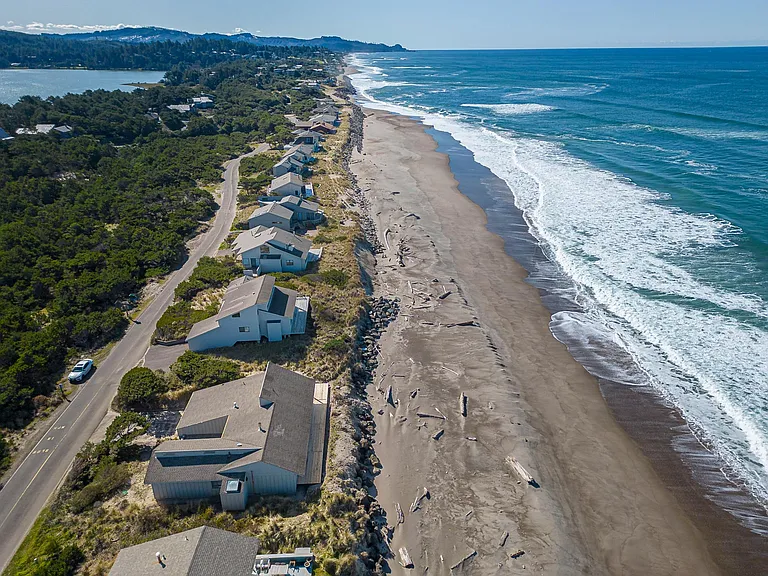 289 Salishan Dr — Photo 8