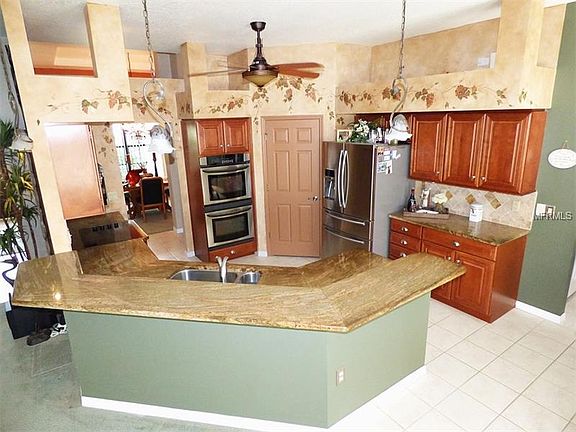 2nd image of 4014 Eagles Nest Dr