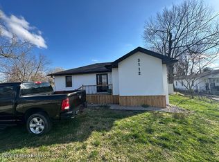 3112 S Crums Ln, Louisville, KY
