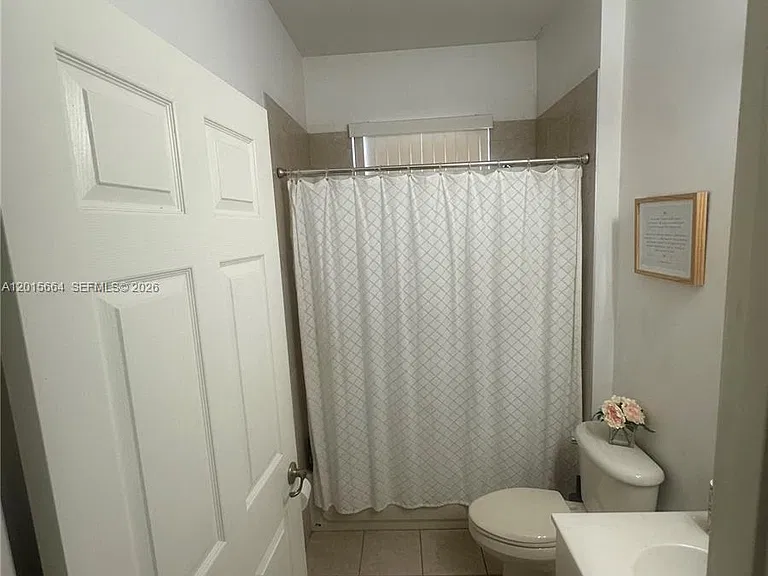 18571 SW 44th St — Photo 29