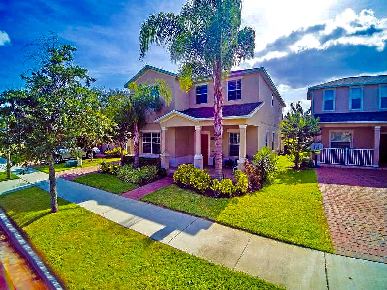 5 bed, 3150 sqft, $1,000 — Photo 3