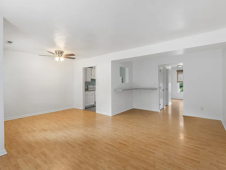 337 Hutton Cir — Photo 20