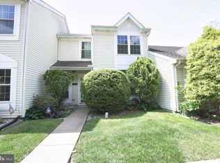 6006 Rolling Hill Dr, North Wales, PA 19454