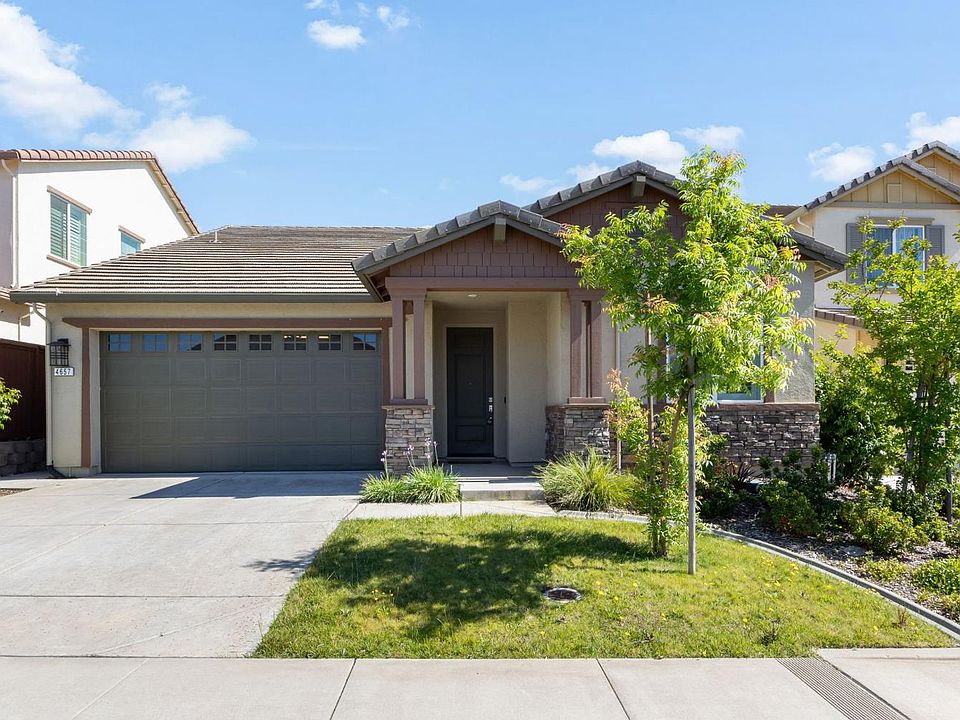 1st image of 4657 S Hills Dr