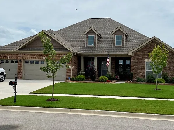 4506 Eagles Rest Dr SE, Owens Cross Roads, AL 35763