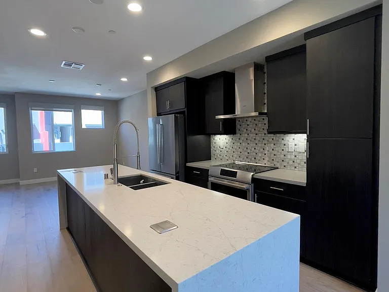 1530 Prescott St — Photo 28