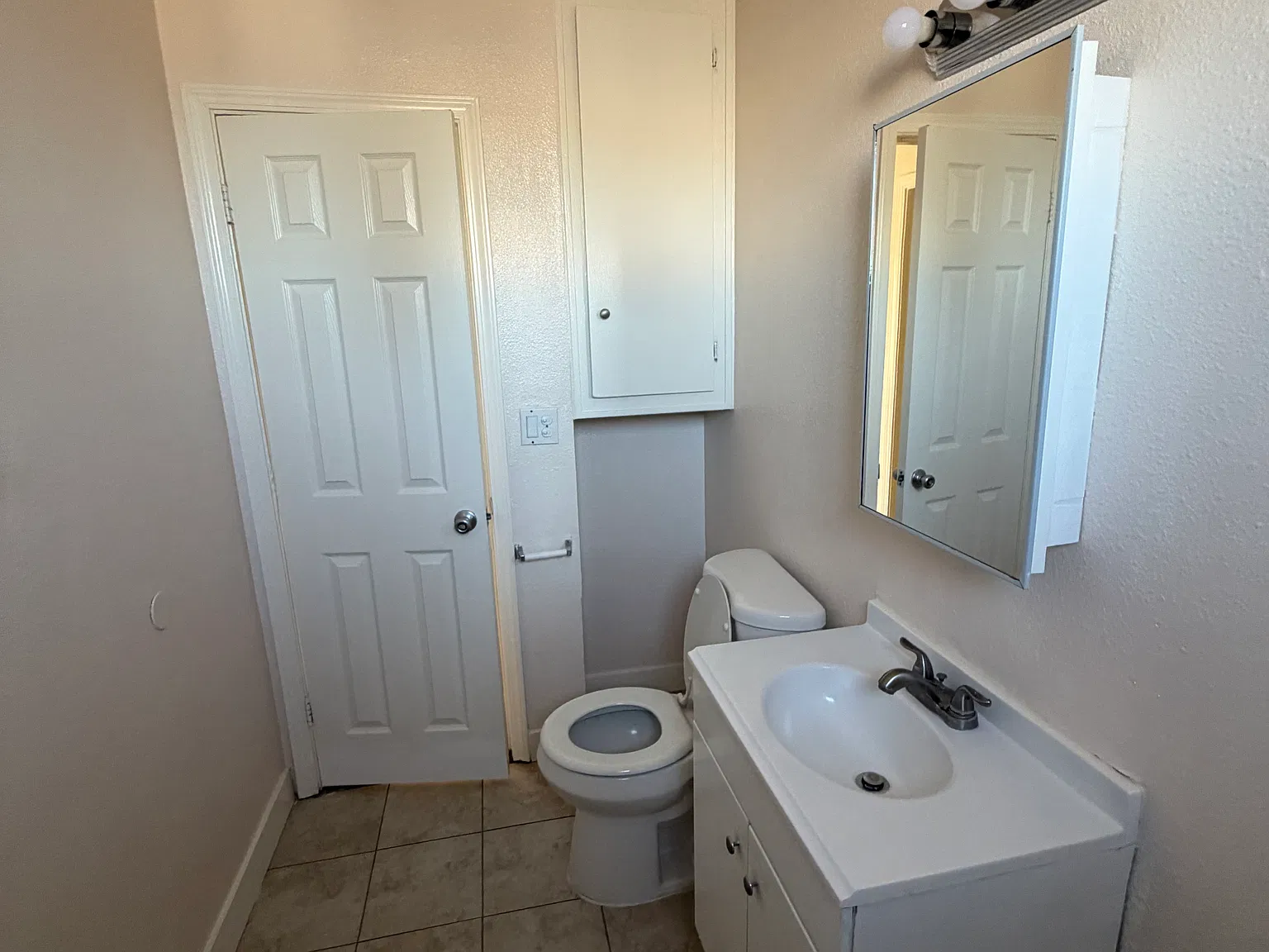 2 bed, $1,995 — Photo 4