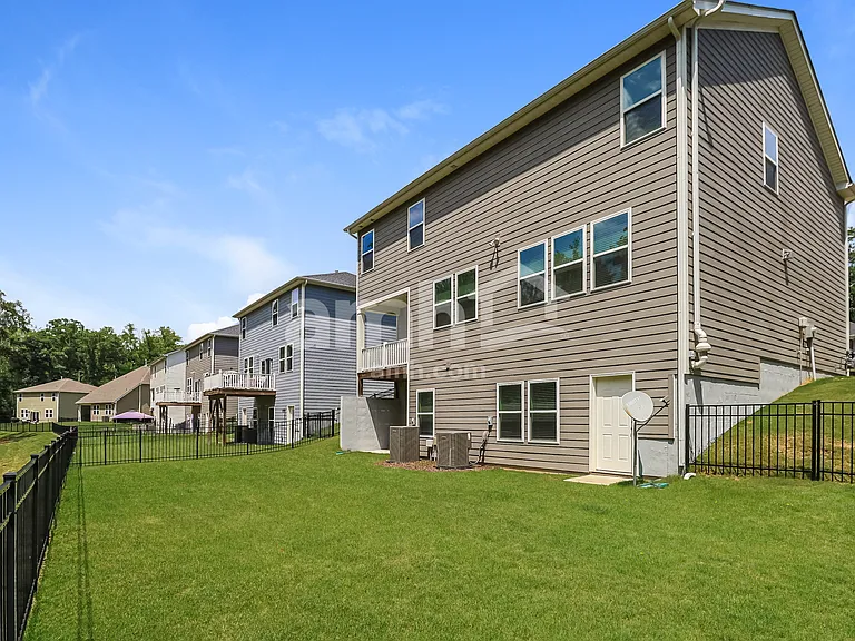 17322 Alydar Commons Ln — Photo 31