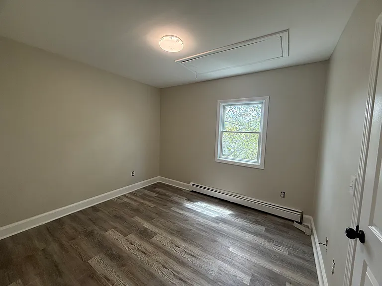 15 Oakes Ave #2 — Photo 6