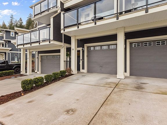 2nd image of 6026 Lindeman St #70