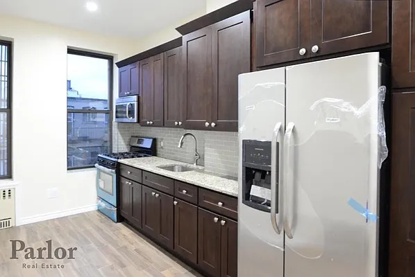 Rented by Parlor Real Estate Corp | media 13