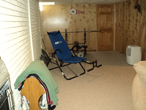 4th image of 1260 Eastwood Dr