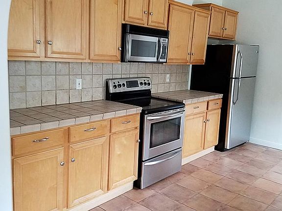 5th image of 3389 Bennett Dr