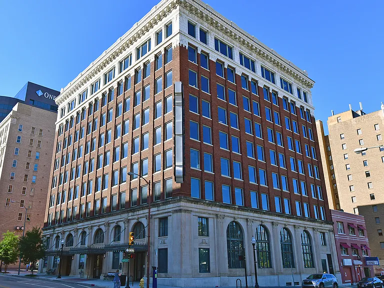 Beacon Building — Photo 9