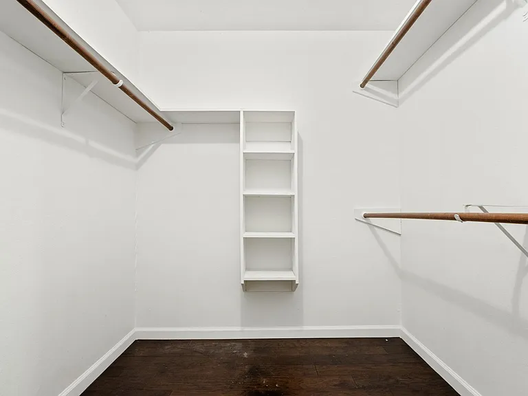 611 Field St — Photo 21