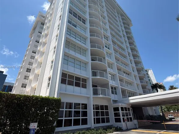 1420 Brickell Bay Dr APT 1005C, Miami, FL 33131