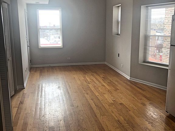 2nd image of 1547 E 72nd St #3