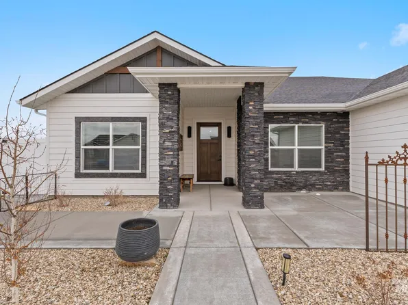642 Clear Spring St, Burley, ID 83318