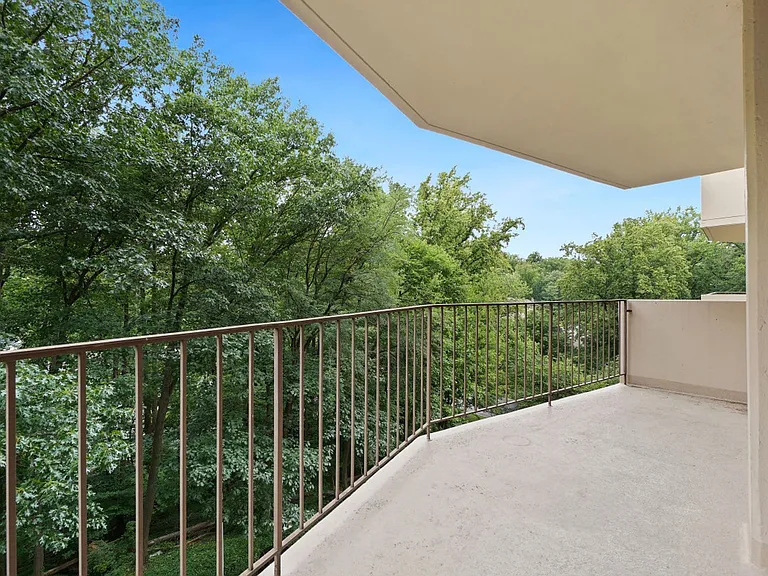 9039 Sligo Creek Pkwy #512 — Photo 30