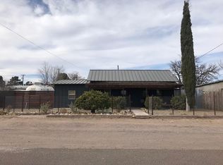906 W Dallas St, Marfa, TX 79843