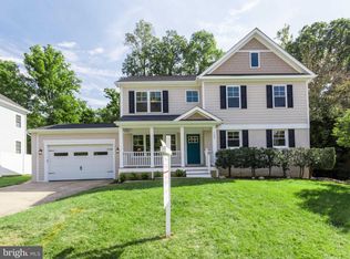 704 Kingsley Rd SW, Vienna, VA 22180