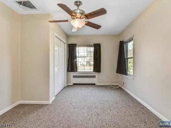 5th image of 51 Lakeview Ave