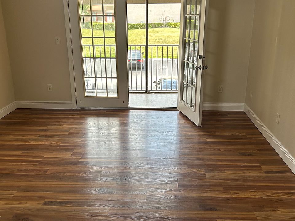 1st image of 155 Pearl Lake Cswy Unit 206
