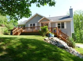 5760 Alice, Pinckney, MI 48169