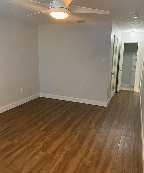 619 Desoto Ln — Photo 11