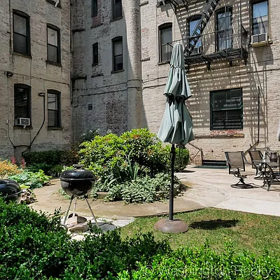 Rented by Washington Realty Corp. | media 15