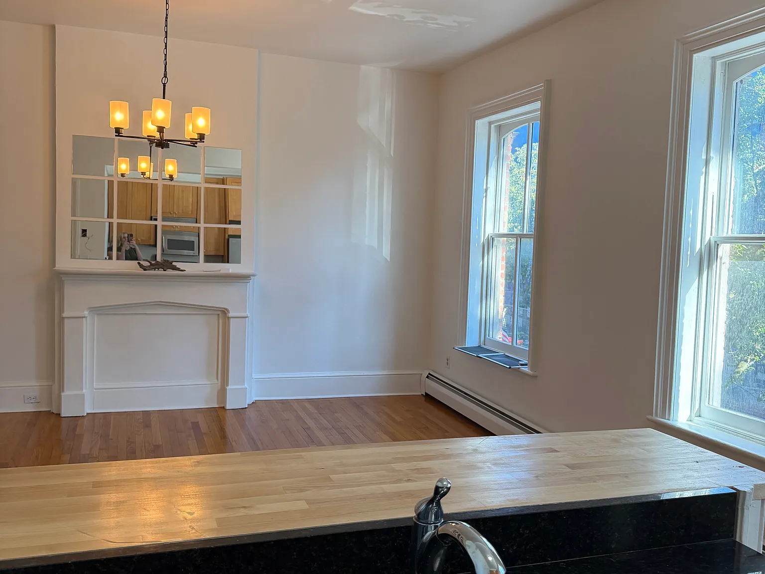 1 bed, 1250 sqft, $3,500 — Photo 3