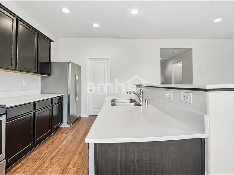 18960 112th Avenue Ct E — Photo 4