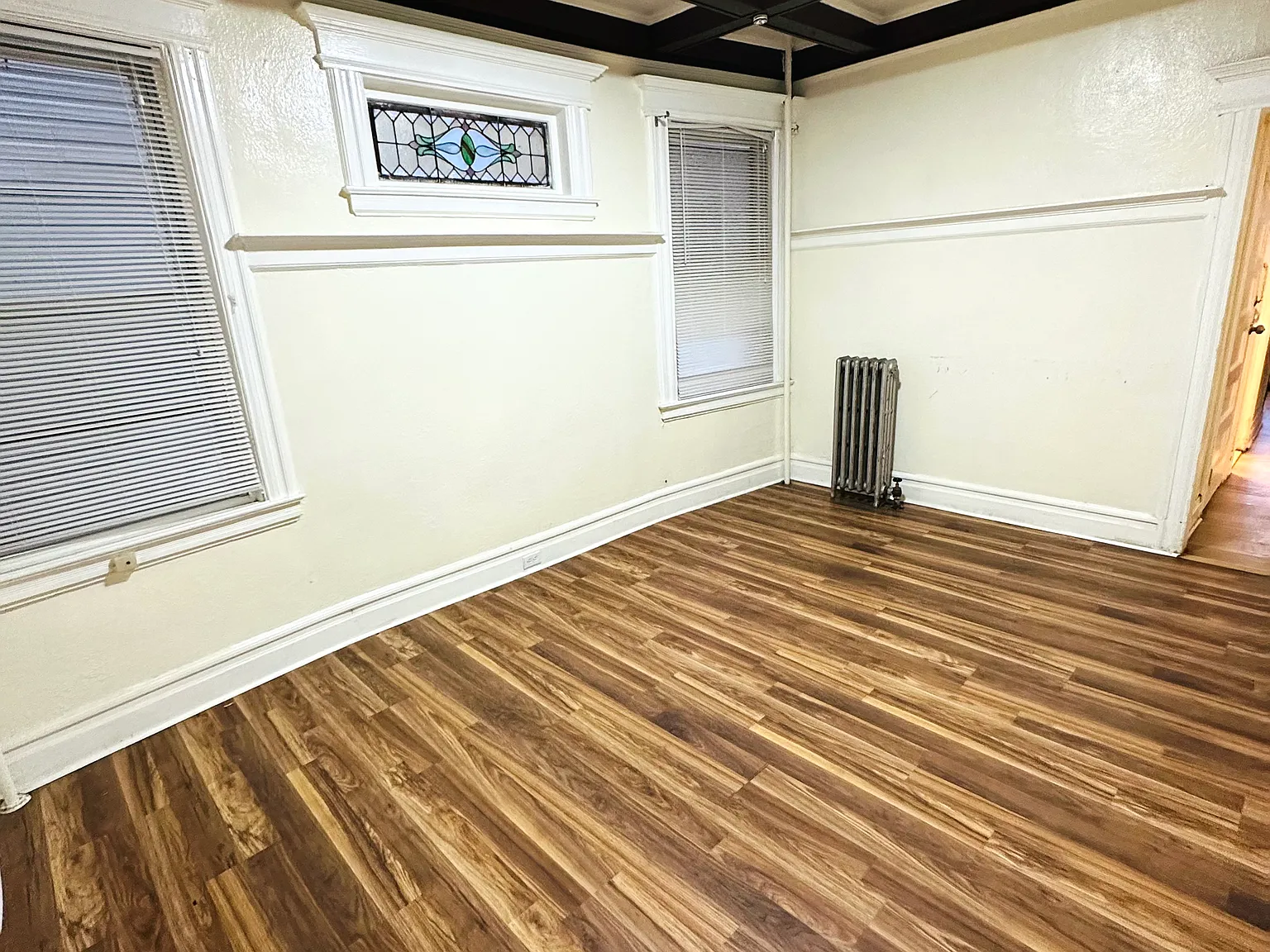110 Lincoln Ave — Photo 1
