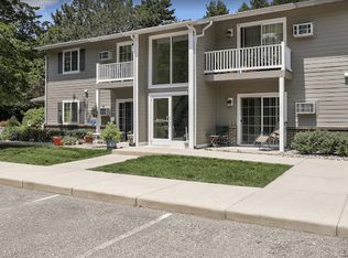 712 N Maple St #16483234, Saugatuck, MI 49453