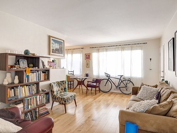 5th image of 1633 Morton Ave APT 11