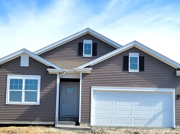 6290 Redwood Trl, Wonder Lake, IL 60097