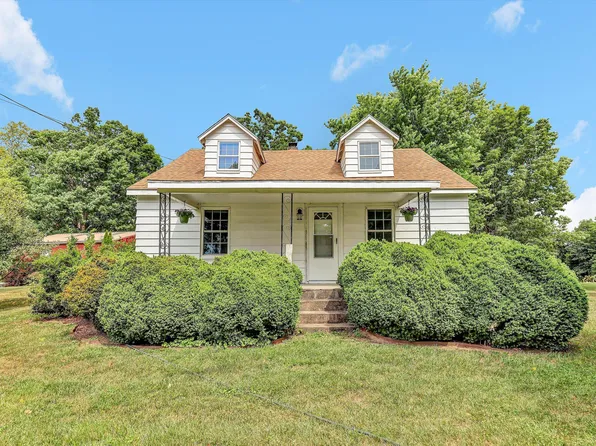 48 Irvin Seay Rd, Bassett, VA 24055