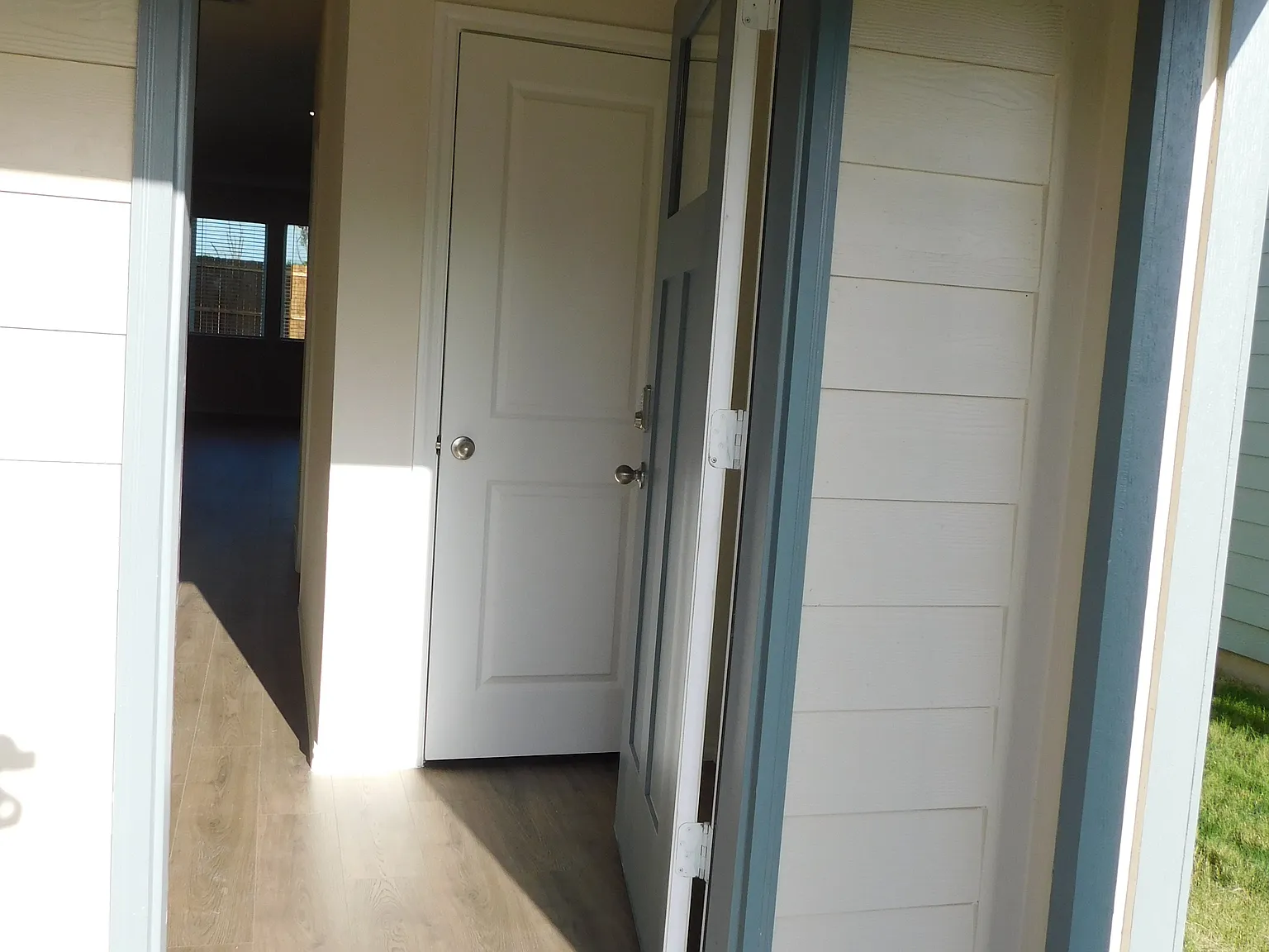 4 bed, 2.5 bath, 1602 sqft, $1,900 — Photo 2