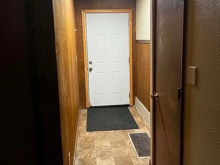 175 S Main St #3 — Photo 5