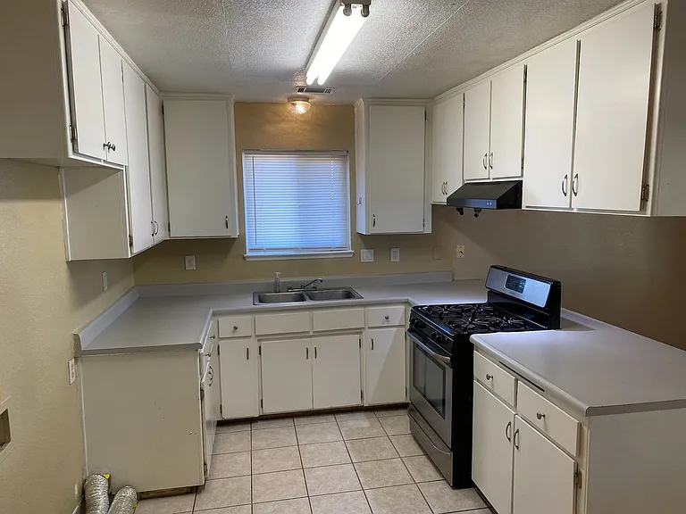 30791 Robinson Rd — Photo 4