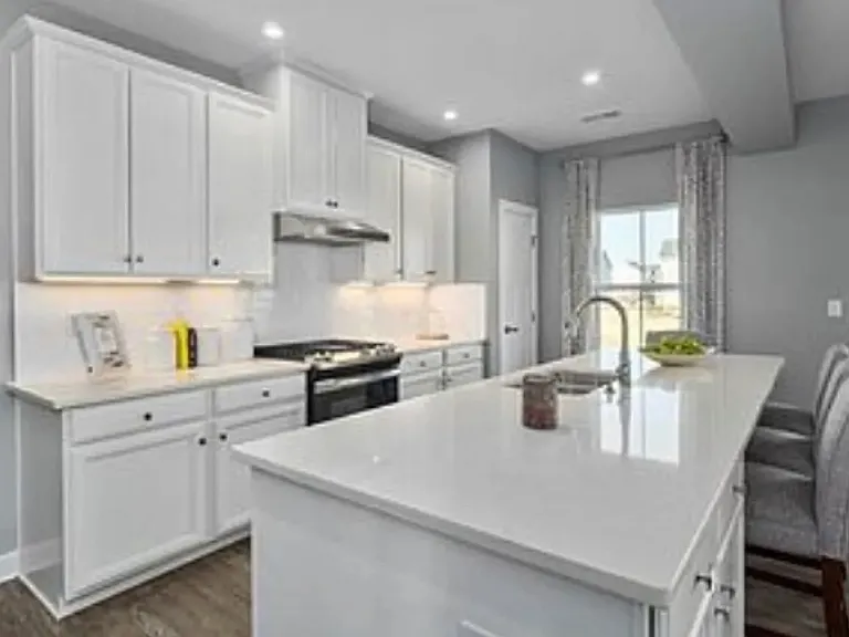 700 Arbuckle St — Photo 4