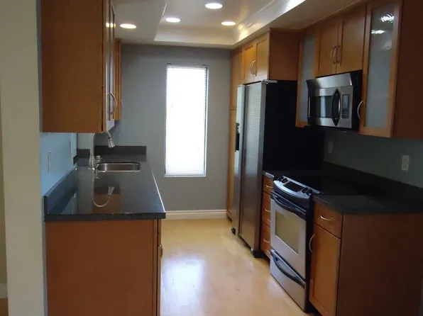 6736 Oakridge Rd APT 112, San Diego, CA 92120