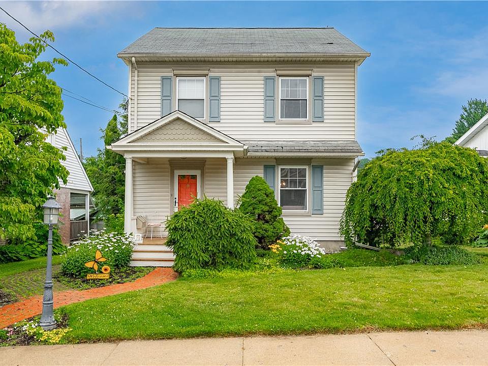 1st image of 107 N Green St